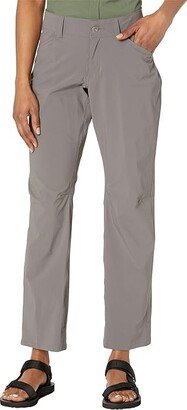 Petite No Fly Zone Pants (Dark Silt) Women's Casual Pants