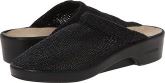 Light (Black) Women's Clog Shoes