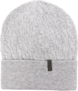 Monili-detail cable-knit beanie