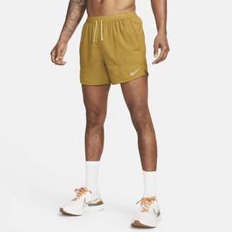 Men's Stride Dri-FIT 5 Brief-Lined Running Shorts in Brown