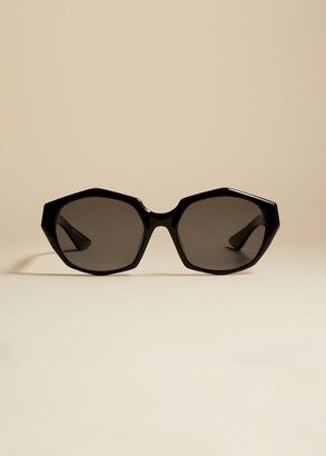 The x Oliver Peoples 1971C in Black