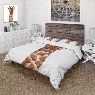 Designart 'Portrait of A Giraffe X' Farmhouse Duvet Cover Comforter Set