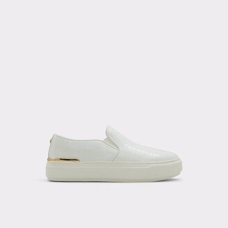 Low Top Sneaker - Platform Low Top Sneaker - Platform