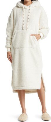 Winola Oversize Hooded High Pile Fleece Nightgown