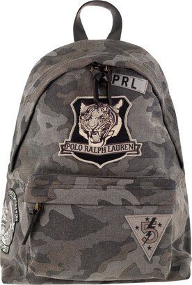 Camouflage-Pattern Zipped Backpack