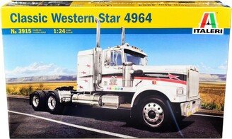 Skill 3 Model Kit Western Star Classic 4964 Truck Tractor 1/24 Scale Model