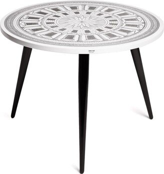 Cortile circular table top