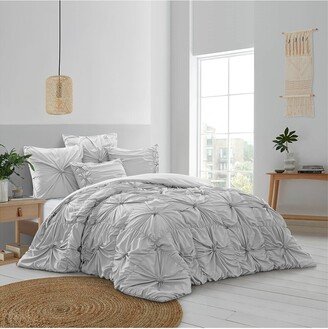 Grace Living Lilyanna Comforter Set