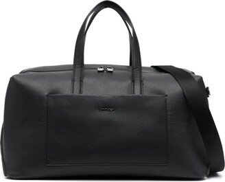 Diagonal Weekender pebbled leather holdall