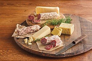 Harry & David Cheese and Sausage Charcuterie Set