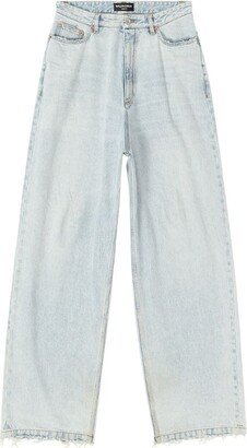 Wide-Leg Baggy Jeans