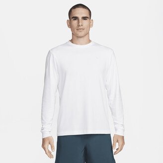 Men's Primary Dri-FIT Long-Sleeve Versatile Top in White