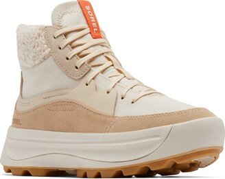 Ona 503 Cozy Hiker Platform Sneaker