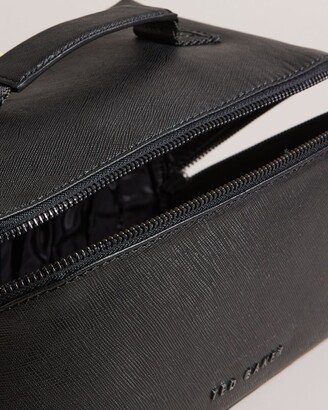 Saffiano Leather Washbag in Black