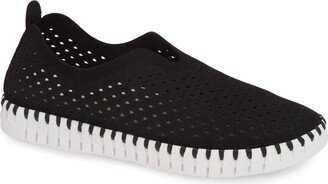 Tulip 139 Perforated Slip-On Sneaker