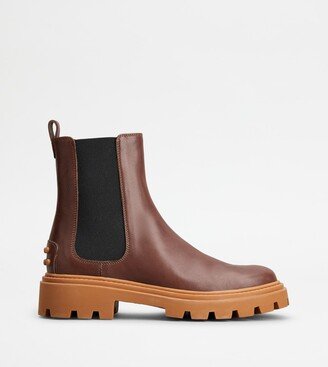 Chelsea Boots in Leather-AA