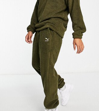 classics cozy club borg sweatpants in deep olive - exclusive to ASOS