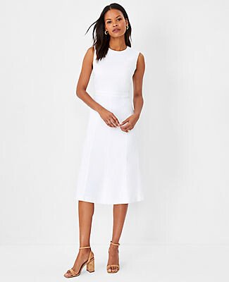 The Petite Crew Neck Flare Dress in Linen Blend-AA
