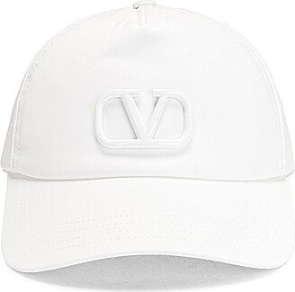 V Logo Signature Baseball Hat in White