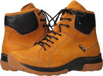 US-Ambient Water Resistant (Dark Ochre Antique Nubuck) Women's Lace-up Boots