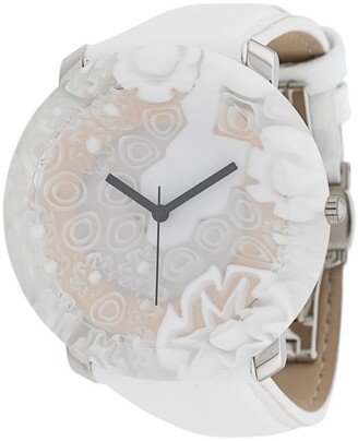 Big Round White Flowers 44mm