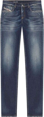 2023 D-finitive Low-rise Tapered Jeans