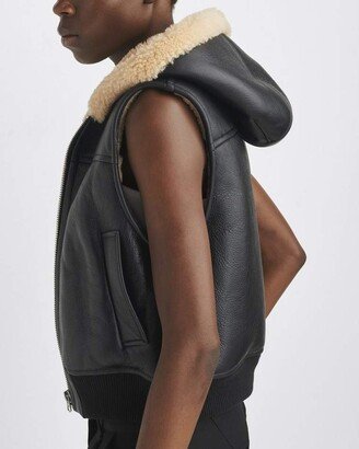 Robbie Shearling Vest Classic Fit