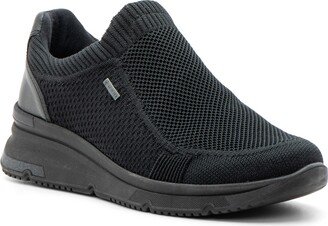 Nassau Waterproof Slip-On Sneaker