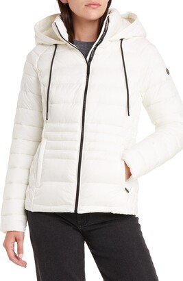 Lightweight Hooded Puffer Jacket