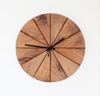 A Large Hanging Clock. Ø 45 cm. Round. American Walnut. Handmade. Gift. Silent Mechanism