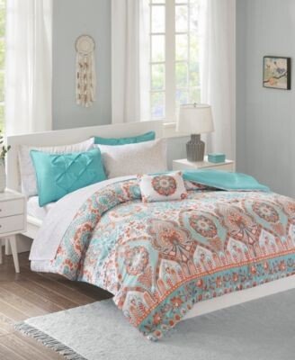 Vinnie Comforter Sets