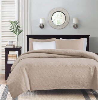 Gracie Mills Quebec Dusty Pale Khaki 3-Piece Quilted Coverlet Set, Khaki - Cal King