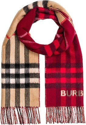 Giant Check Scarf in Brown