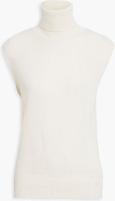 Cashmere turtleneck vest