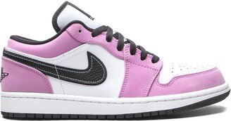 Low SE Violet Shock sneakers