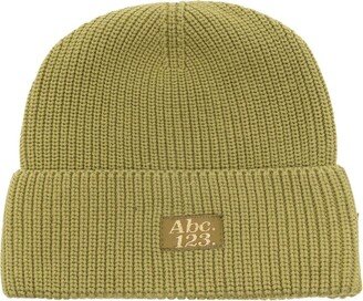 Advisory Board Crystals Logo-Patch Ribbed-Knit Beanie