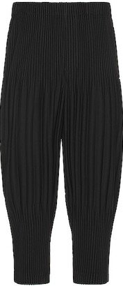 Basics Relaxed Pant in Black