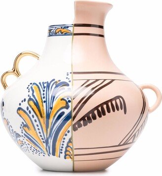 Nazca hybrid porcelain vase