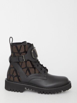 Vlogo Signature Combat Boots-AA