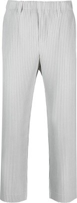 Low-Rise Pleated Cropped Trousers