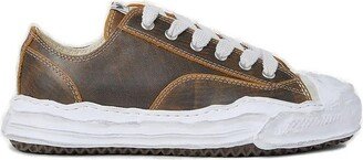 Hank Distressed Low-Top Sneakers