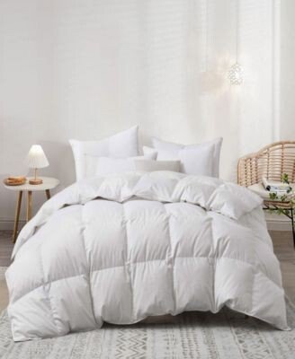 800 Fill Power European Down Mediumweight Duvet Collection