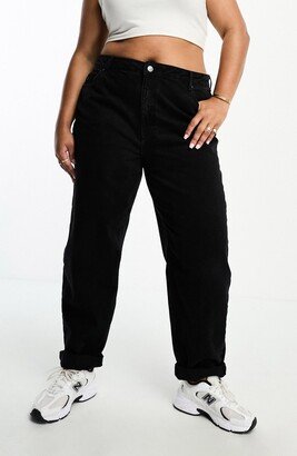 Curve Relaxed Mom Jeans