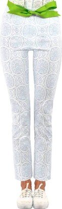 Gripeless Pull On Pant - Sultan's Dining Room In White/periwinkle