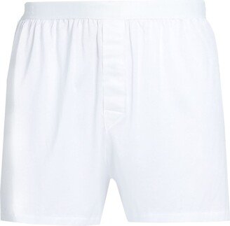 Boxer White-AK