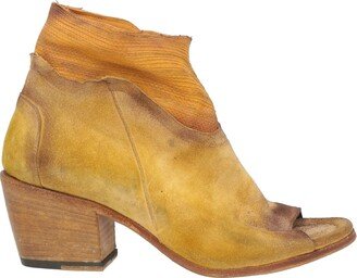 LE RUEMARCEL Ankle Boots Ocher