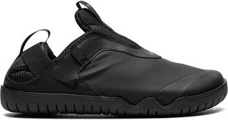 Zoom Pulse Triple Black sneakers