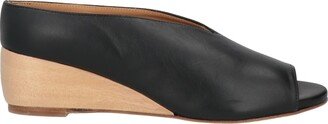 Mules & Clogs Black-BI