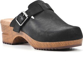 White Mountain Footwear WHITE MOUNTAIN Behold Suede Platform Clog