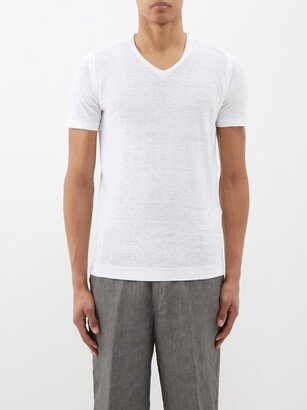 V-neck Linen T-shirt